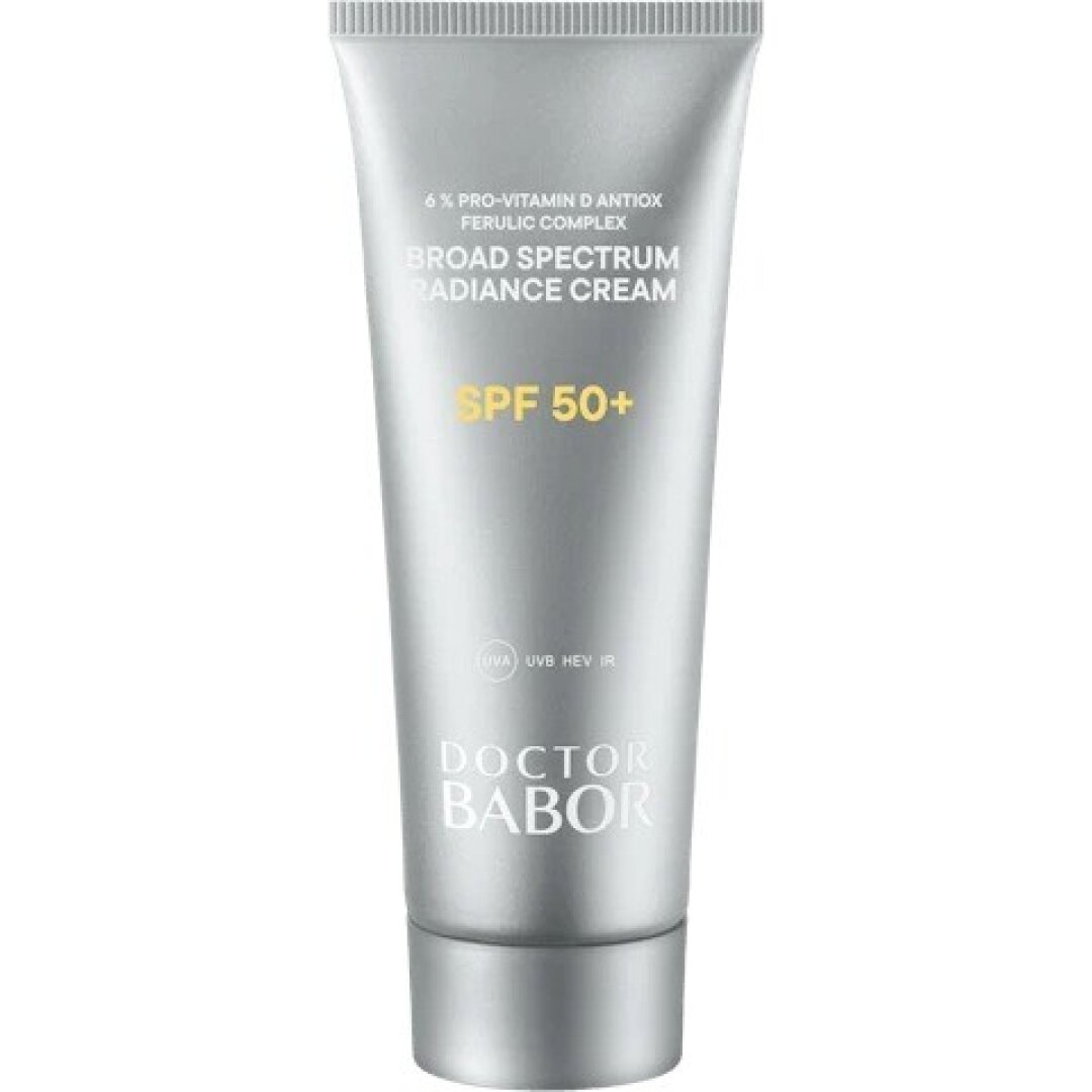 Cолнцезащитный крем Babor, 6 630 руб.