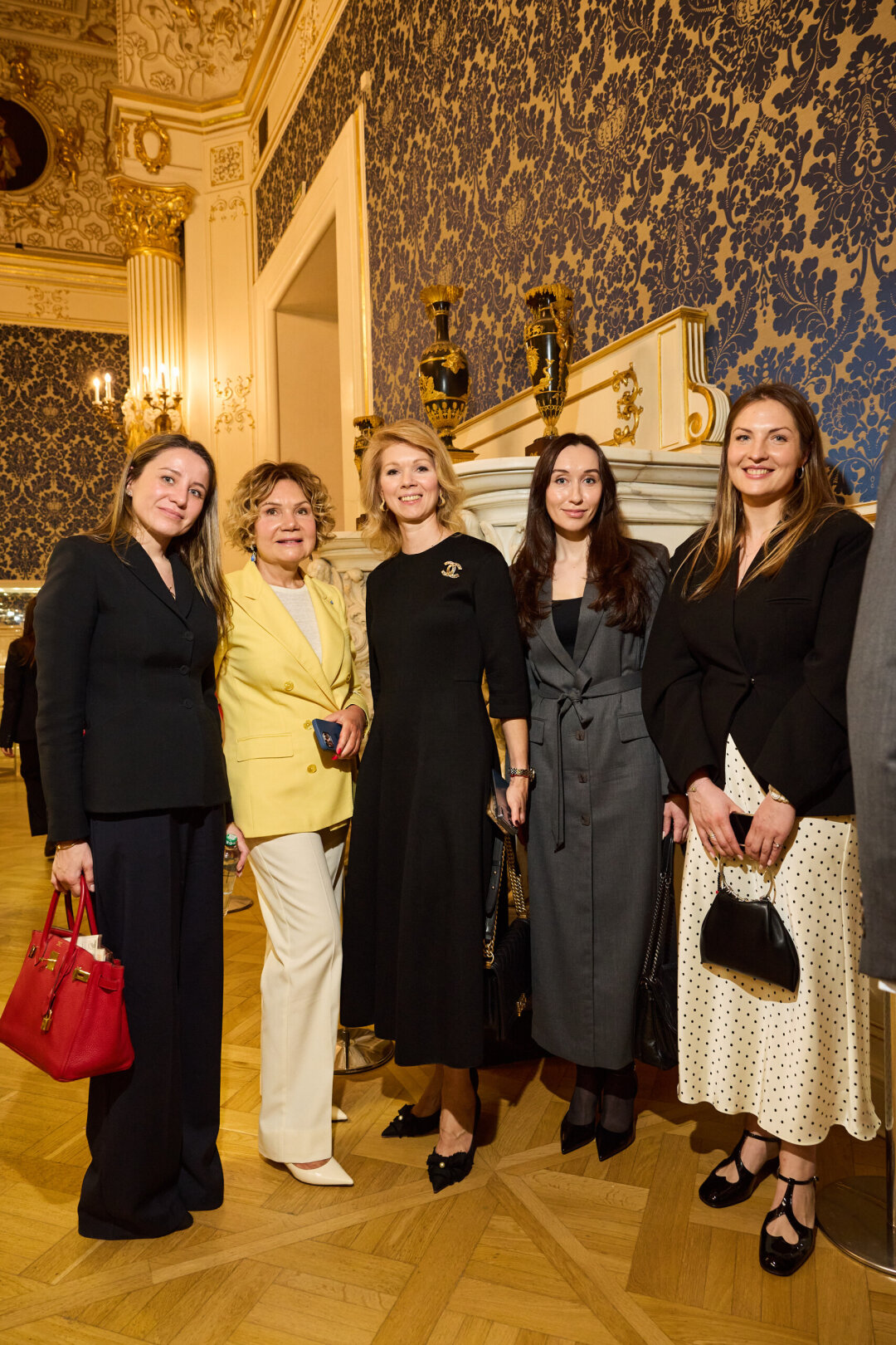 Алиса Преснецова, Елена Давыдова, Ангелина Карпухина. Екатерина Мокроусова-Гульельми