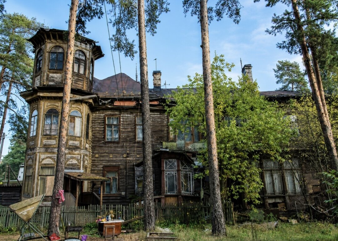 Дача Кочкина в Сестрорецке до начала реставрации
