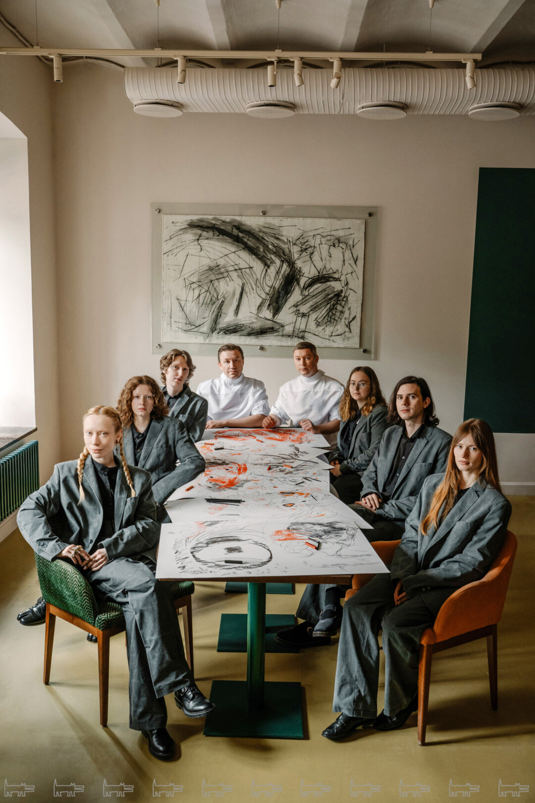 Они создали арт-сет XVI в Bourgeois Bohemians — шефы Артем и Алексей Гребенщиковы и петербургские художники Лиза Мельник, Настя Петяхина, Глеб