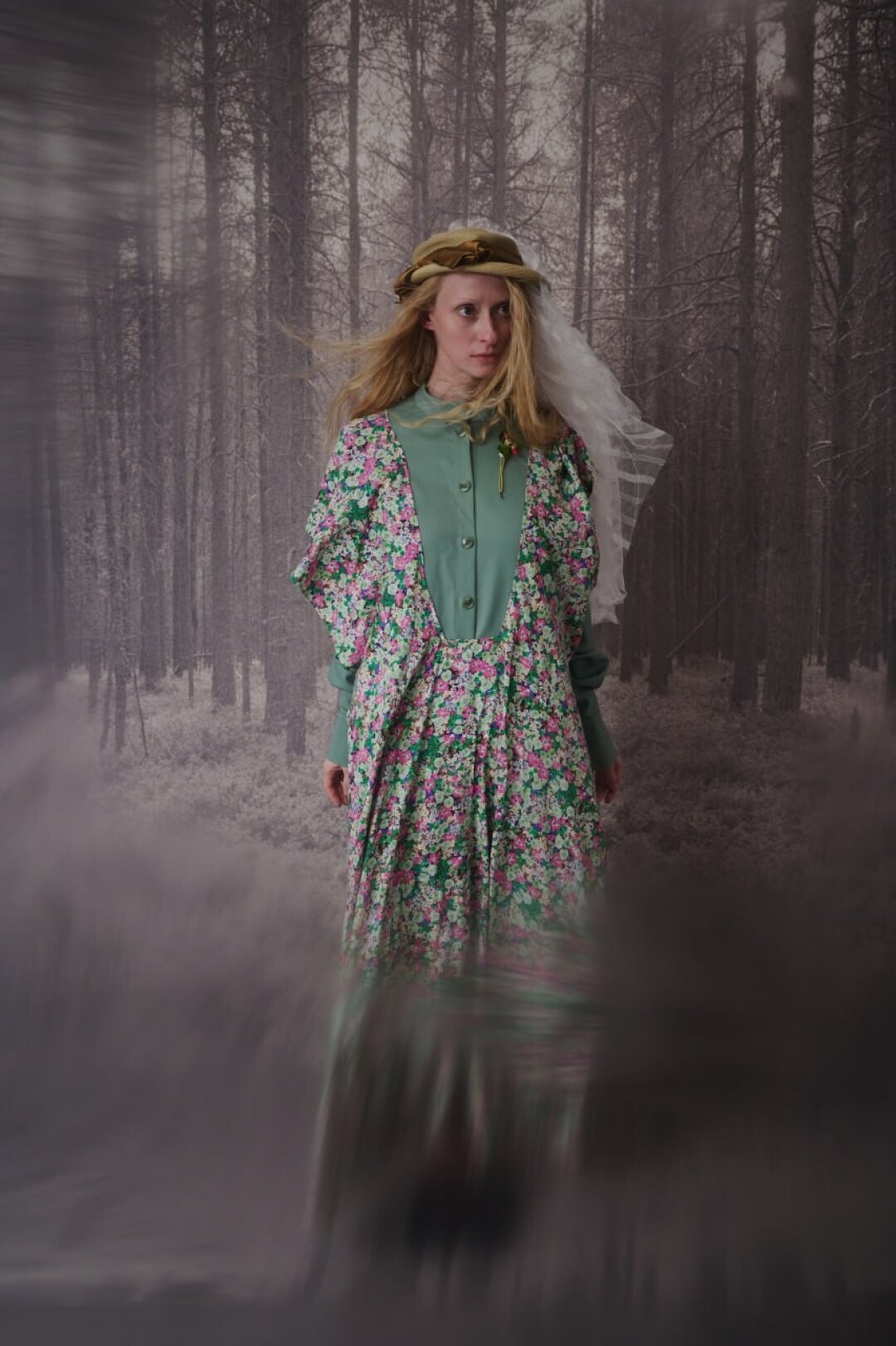 Новая коллекция Roma Uvarov Design «but i still remember everything» (с оммажами Прусту, героям Оскара Уайльда, фильму Михаэля Ханеке «Белая Лента» и