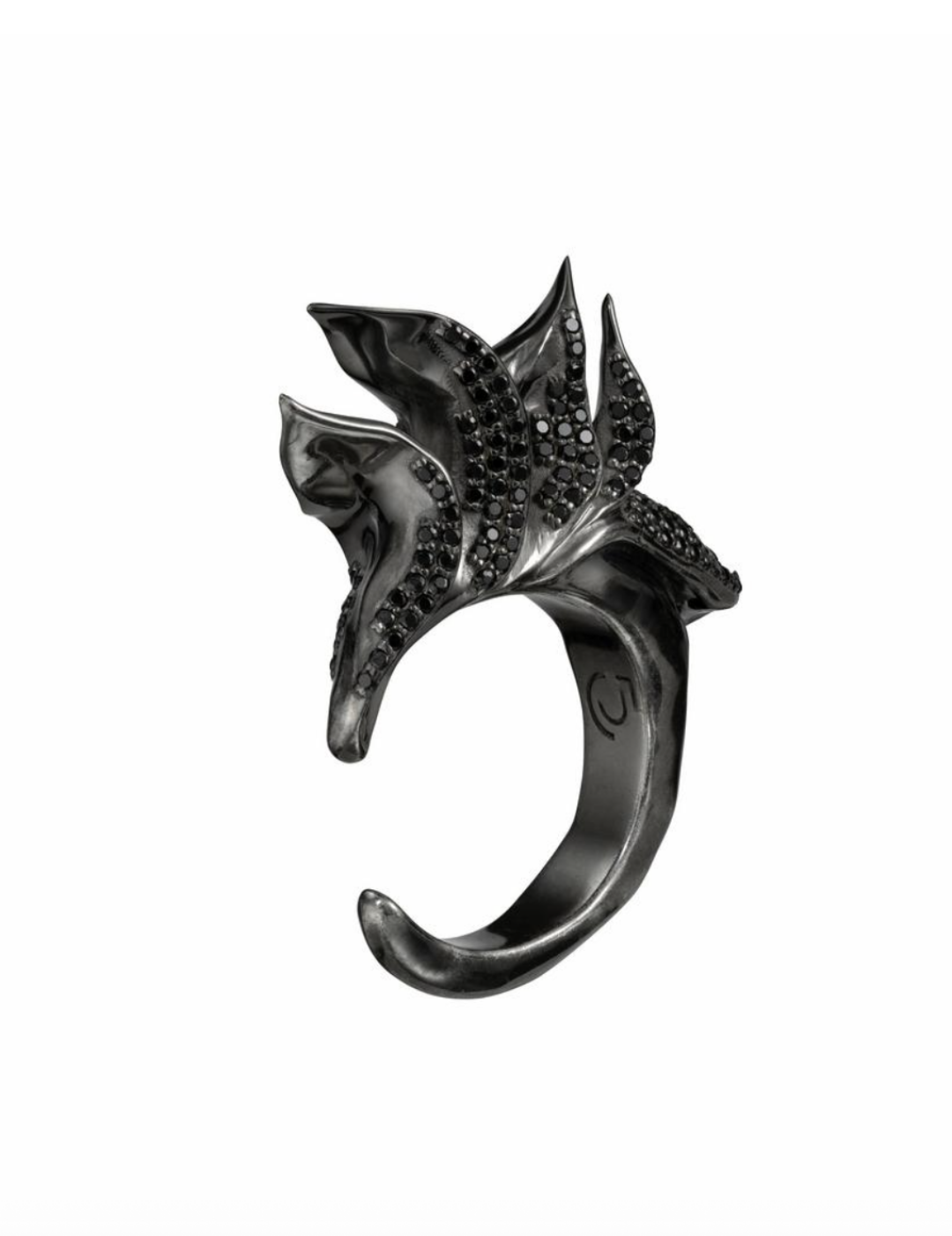 Кольцо Caviar Jewellery, 25 800 руб.