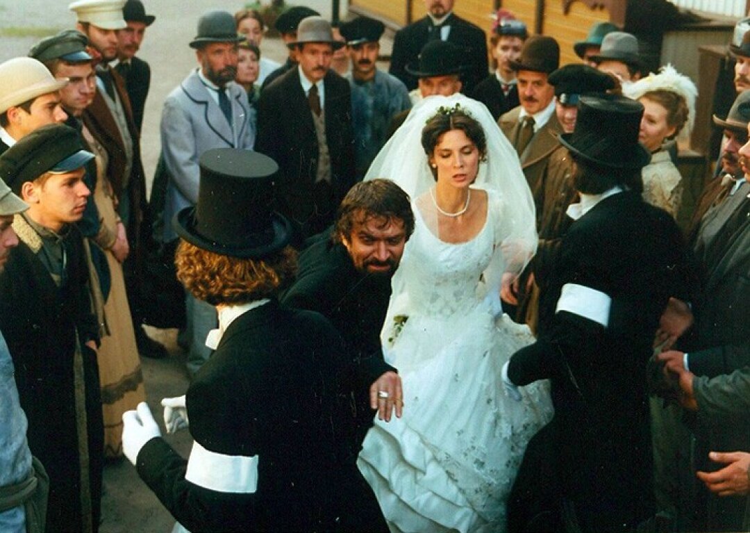 Сериал "Идиот" 2003 года