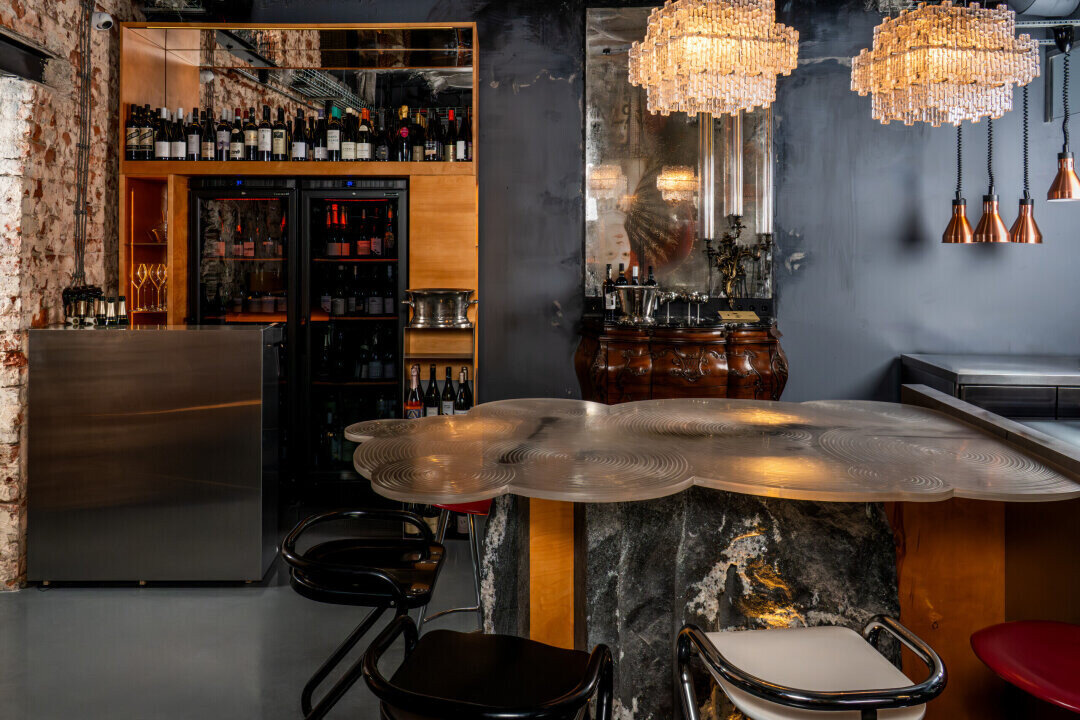 Poool bistro