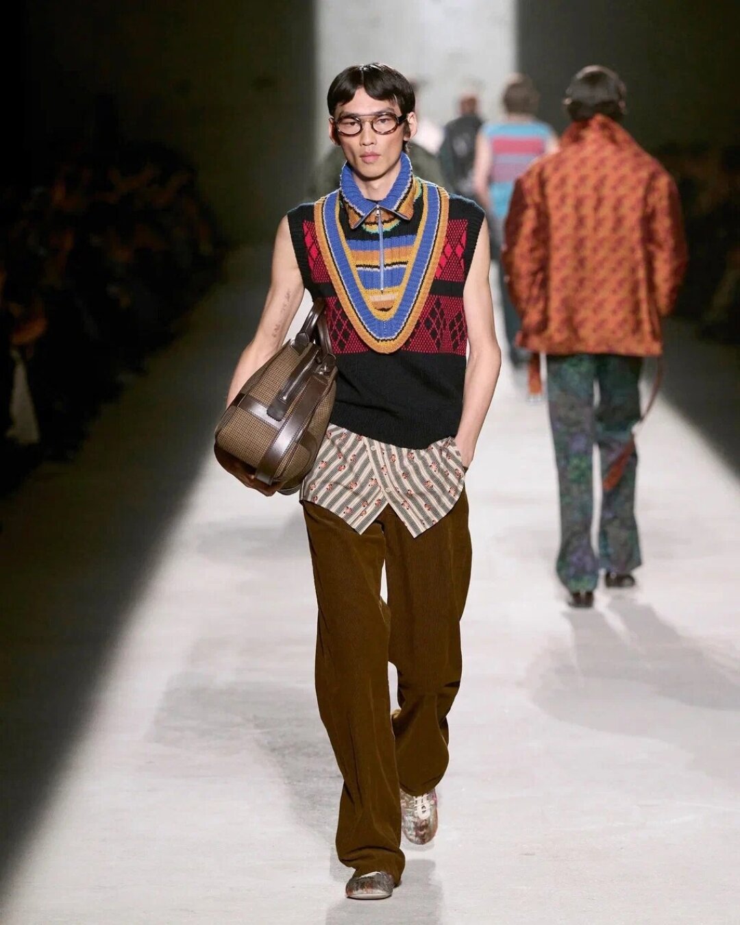 Скандинавские манишки Dries Van Noten