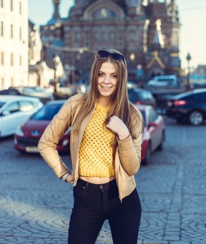 Назарова Арина Модель