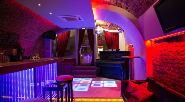 Руки Вверх!, bar, pub, Syktyvkar, Malysheva Street, 1 - Yandex Maps