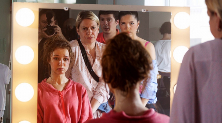 Aang және Toph порно ойыны шұлықтағы үлкен кеудесі бар әйелдер