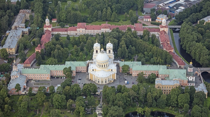 Духовно-просветительский центр Александро-Невской Лавры Святодуховский, религиоз