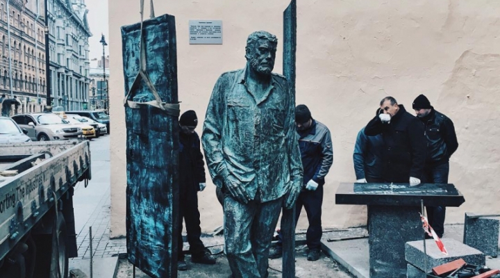 Памятник сергею довлатову ул рубинштейна 25 фото Памятник сергею довлатову ул рубинштейна 25 фото