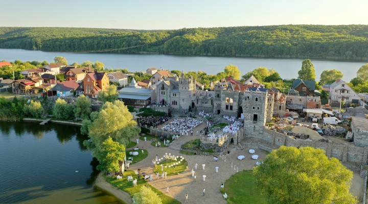 Ответы Mail.ru: Где находится этот замок?