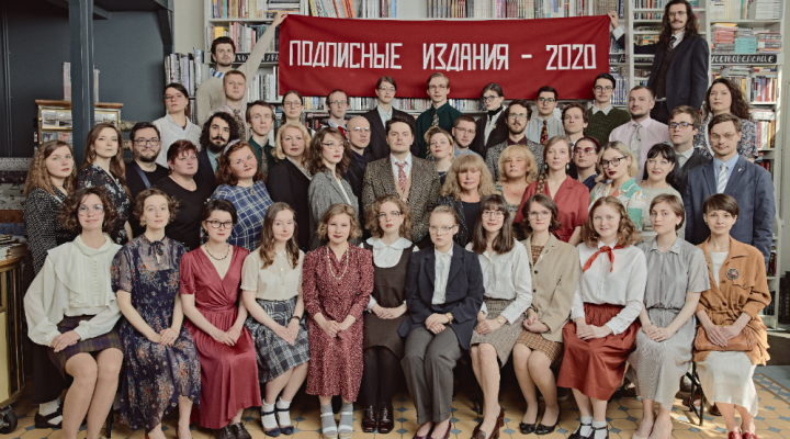 Веб-камера сағатындағы мастурбация Қыздар жыныстық қатынас үшін еркектерге ақша төлейді