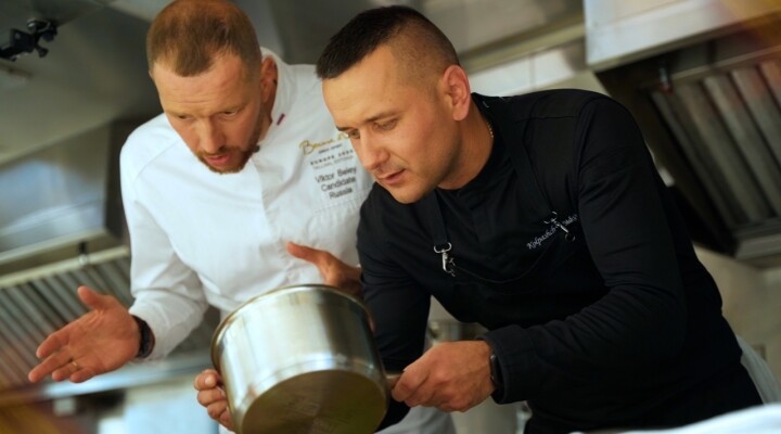 Сегодня на Первом канале показали новгородский выпуск тревел-шоу "Повара на колё