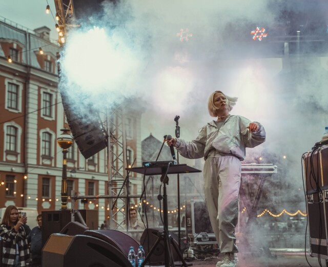 Тося Чайкина, OQJAV, «Буерак», ZOLOTO и другие выступят на фестивале «Ленинградские мосты»