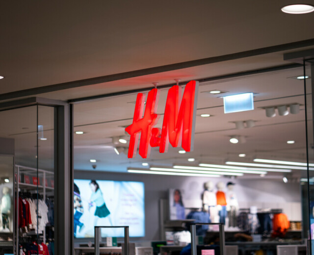 СМИ назвали дату окончательного закрытия магазинов H&M в России