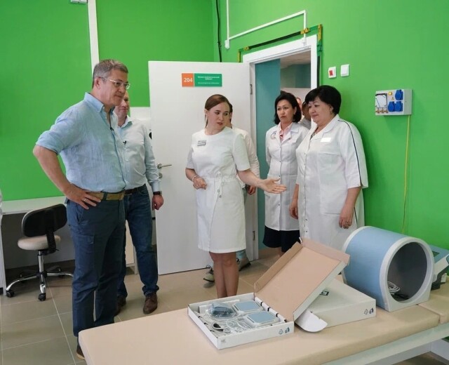 Радий Хабиров показал фото новой больницы