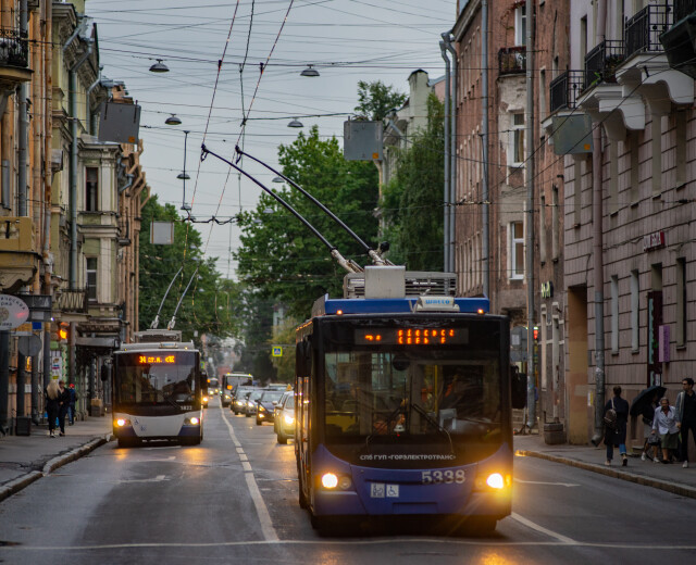 Петербург вошел в топ-5 российских городов по качеству общественного транспорта