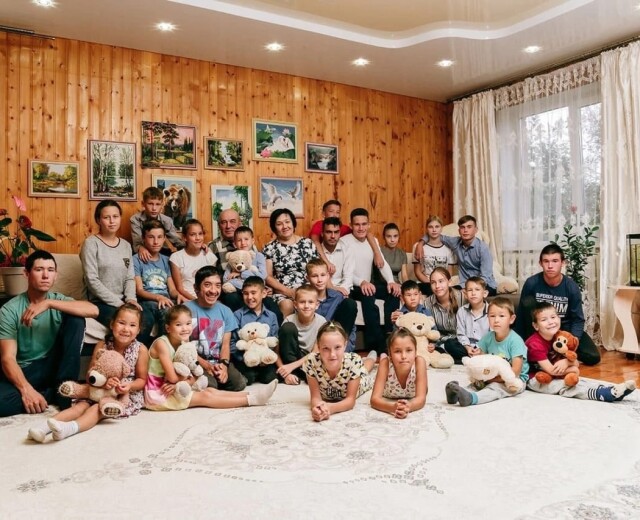 В Башкортостане проживает семья с 40 детьми