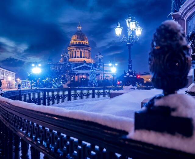 Снег без перерыва: синоптики рассказали, какая погода будет в Петербурге на этой неделе