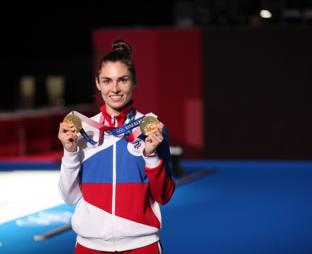 Фехтовальщица из Новосибирска София Позднякова названа лучшей российской спортсменкой летней Олимпиады в Токио