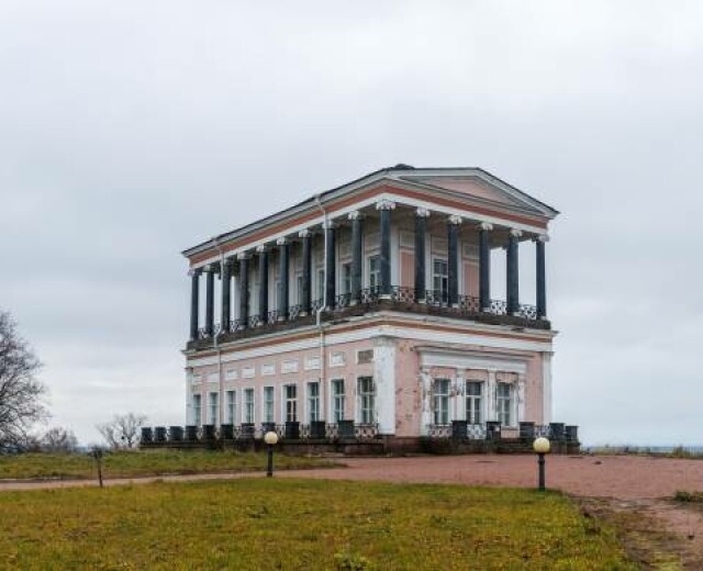 Для императорского дворца Бельведер в Петергофе ищут нового арендатора