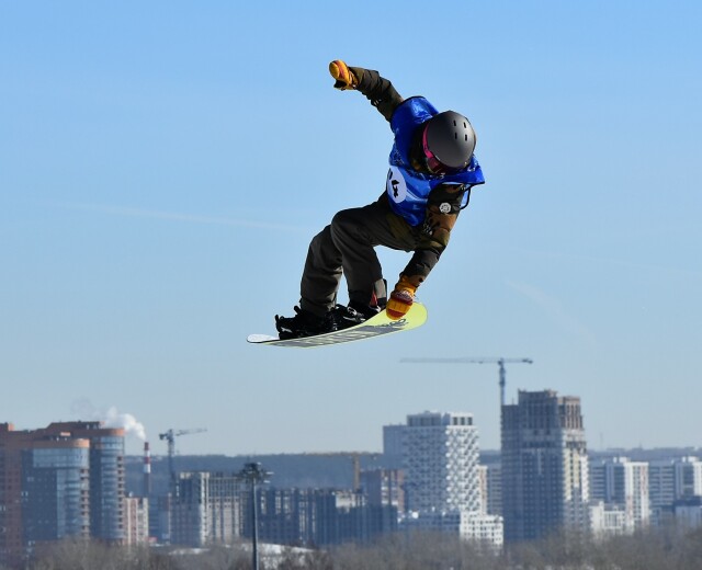 В Новосибирске проходит чемпионат России по сноуборду 
