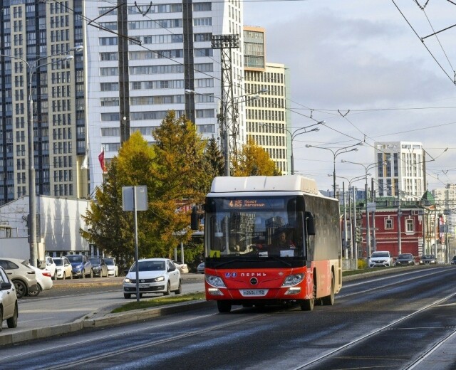 В Перми на этой неделе на бескондукторную оплату проезда перейдет еще один автобус