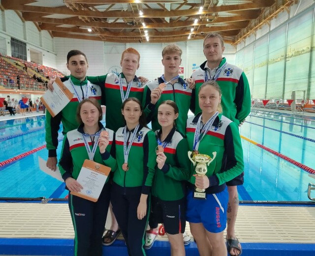 Новосибирские пловцы завоевали 16 медалей на чемпионате России по подводному спорту