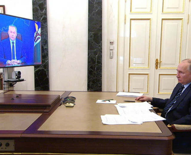 Состоялась рабочая встреча Владимира Путина и Андрея Травникова