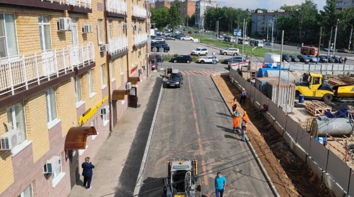 Печерский съезд 18. Временная дорога на стройплощадке.