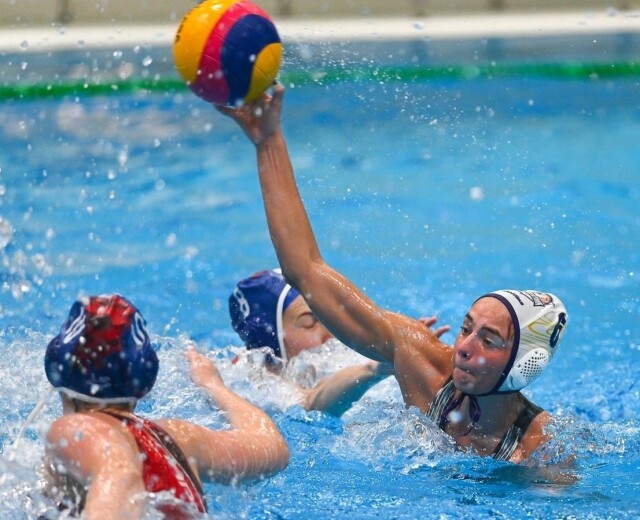 Первый тур чемпионата России по водному поло среди женских команд в Нижнем Новгороде