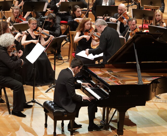 «Дон Жуан» Штрауса, скрипичный концерт Брамса и другие симфонические произведения исполнят в Мариинском театре