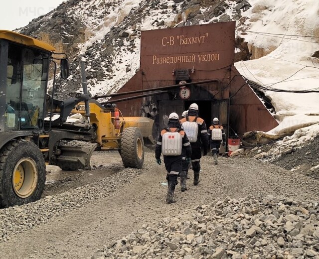 На руднике «Пионер», где под завалами находятся 5 горняков из Башкортостана, прекращают спасательную операцию