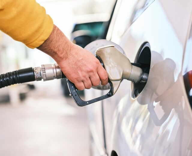 Цены на бензин в Пермском крае продолжают расти