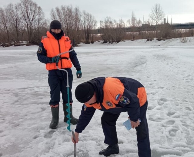 Новосибирские спасатели составили пятерку опасных мест на Оби