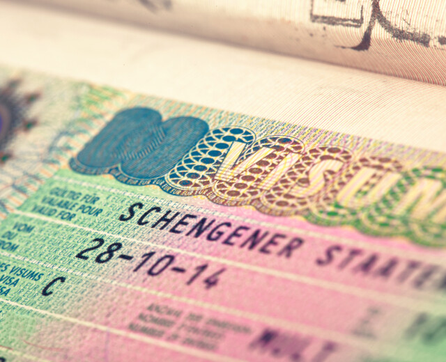 Болгария и Румыния изменили даты открытия приема заявлений на визу в Петербурге