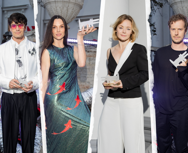 Rus ayollari ish joyida sikishadi Qizil qalpoqcha porno videotasmadan