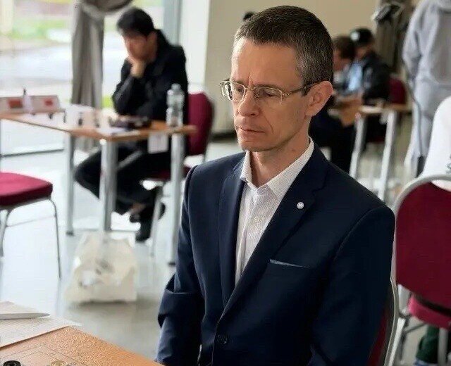 Уфимский гроссмейстер Александр Георгиев стал чемпионом мира по шашкам-64