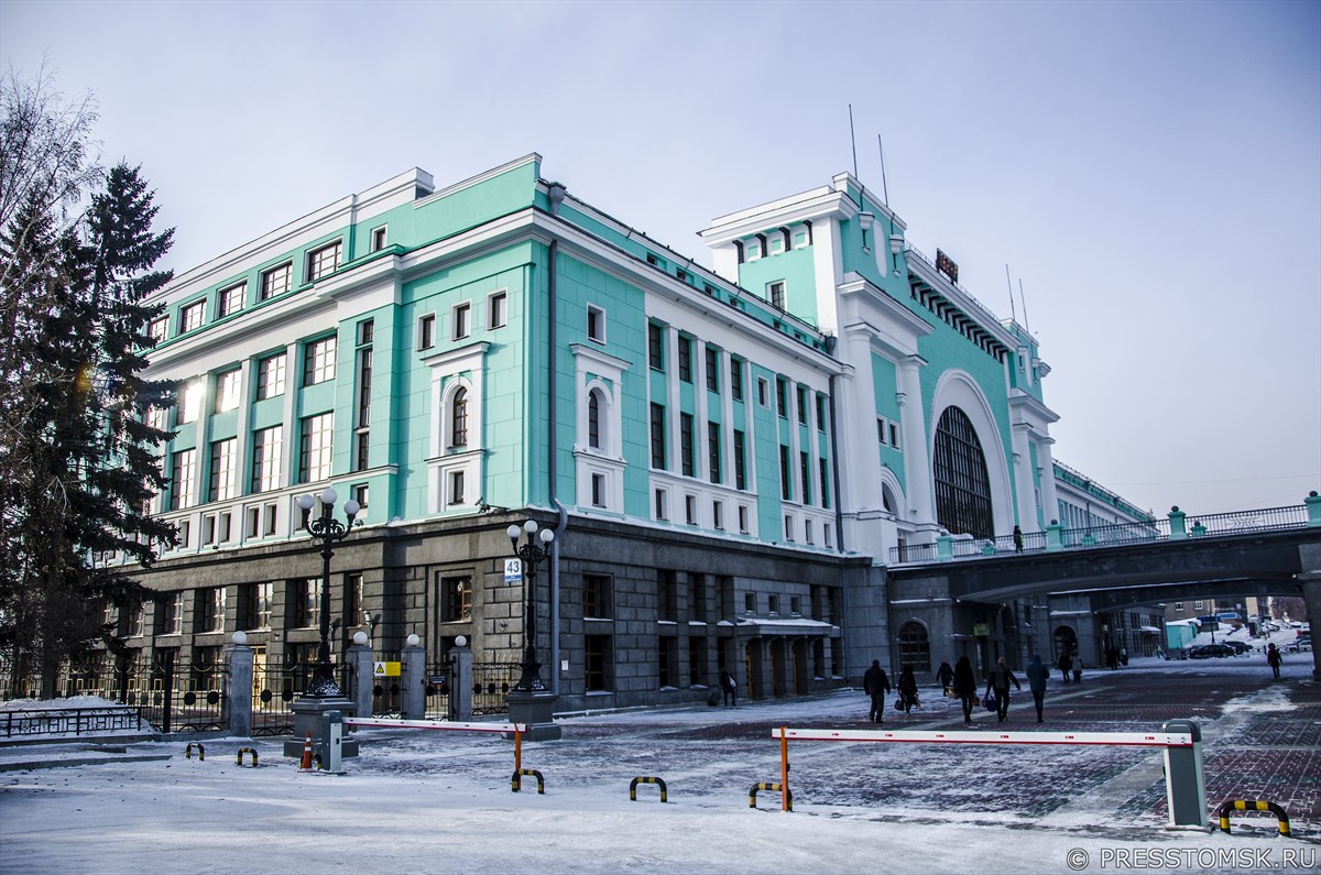 Ржд новосибирск. Железнодорожный вокзал Новосибирск–главный ЗСЖД. РЖД Новосибирск главный. Новосибирск, Шамшурина 2. СССР Новосибирск Шамшурина.